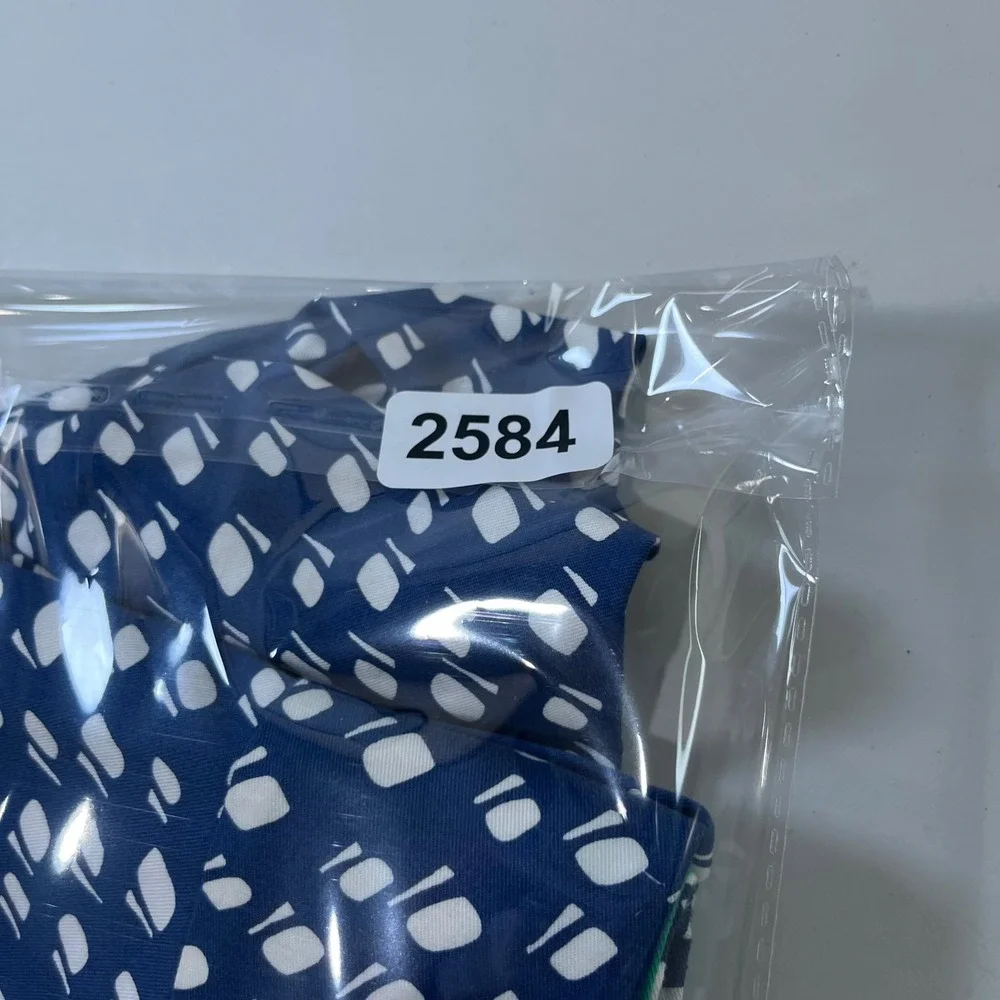 Ann Taylor City Short Women 8 Navy White Polka Dot Geometric‎ Preppy Casual